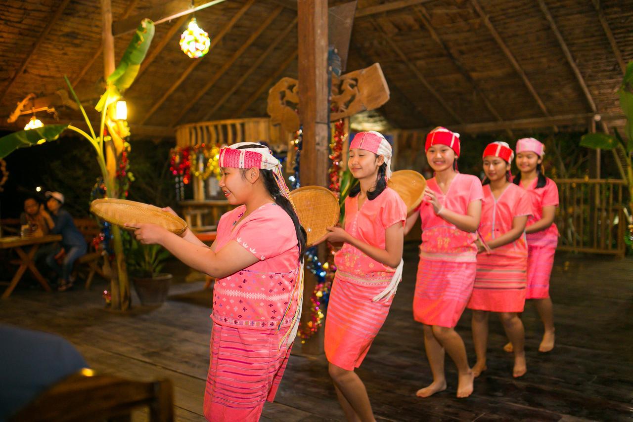 Ban Kat Karen Eco Lodge מראה חיצוני תמונה