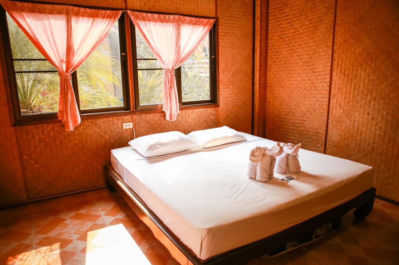Ban Kat Karen Eco Lodge מראה חיצוני תמונה